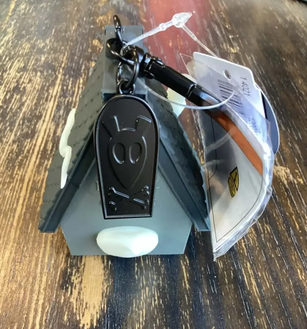 Zero Nightmare Before Christmas Bath & Body Works Glow Pocket Bac Keychain